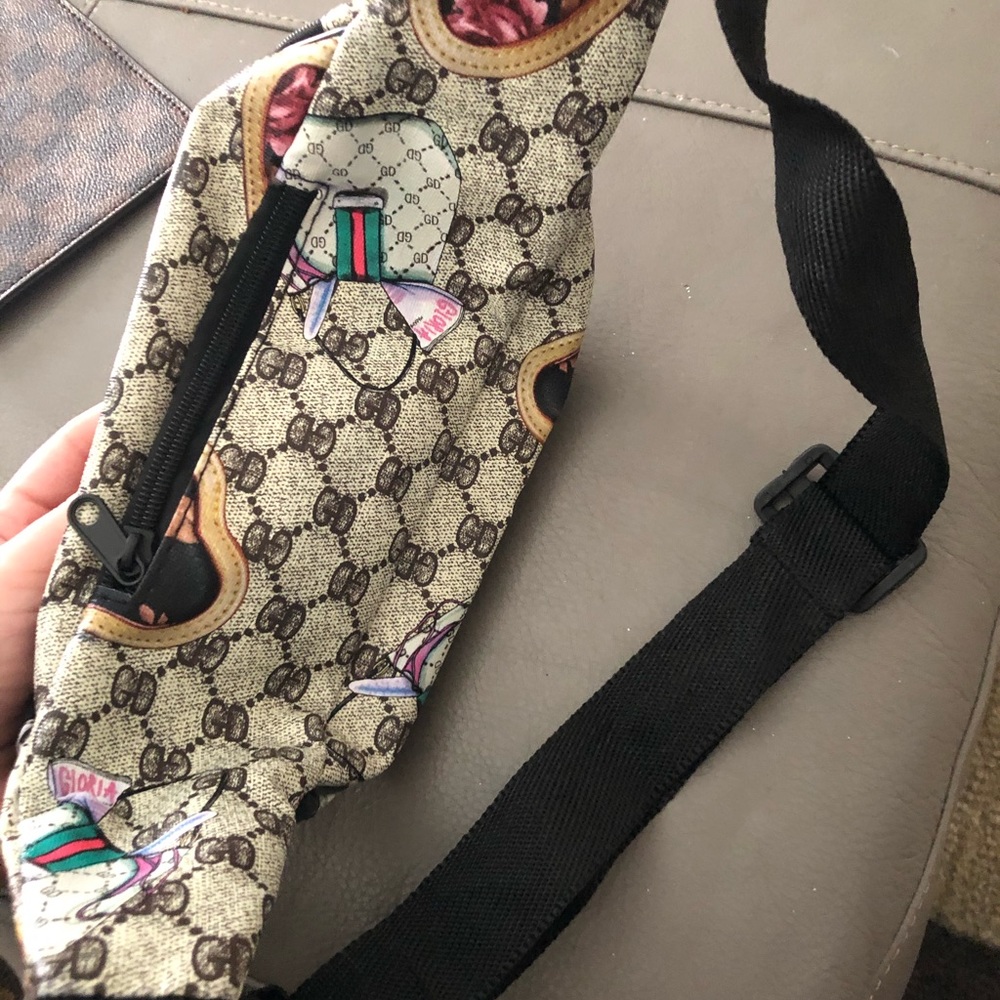 Stylish fanny pack